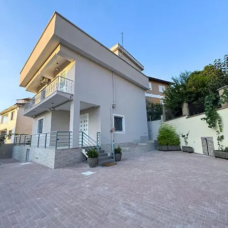 The One Private In Tirana