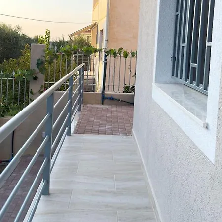 The One Private In Villa *